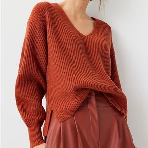 Ann Taylor V neck rust wool blend sweater petite M